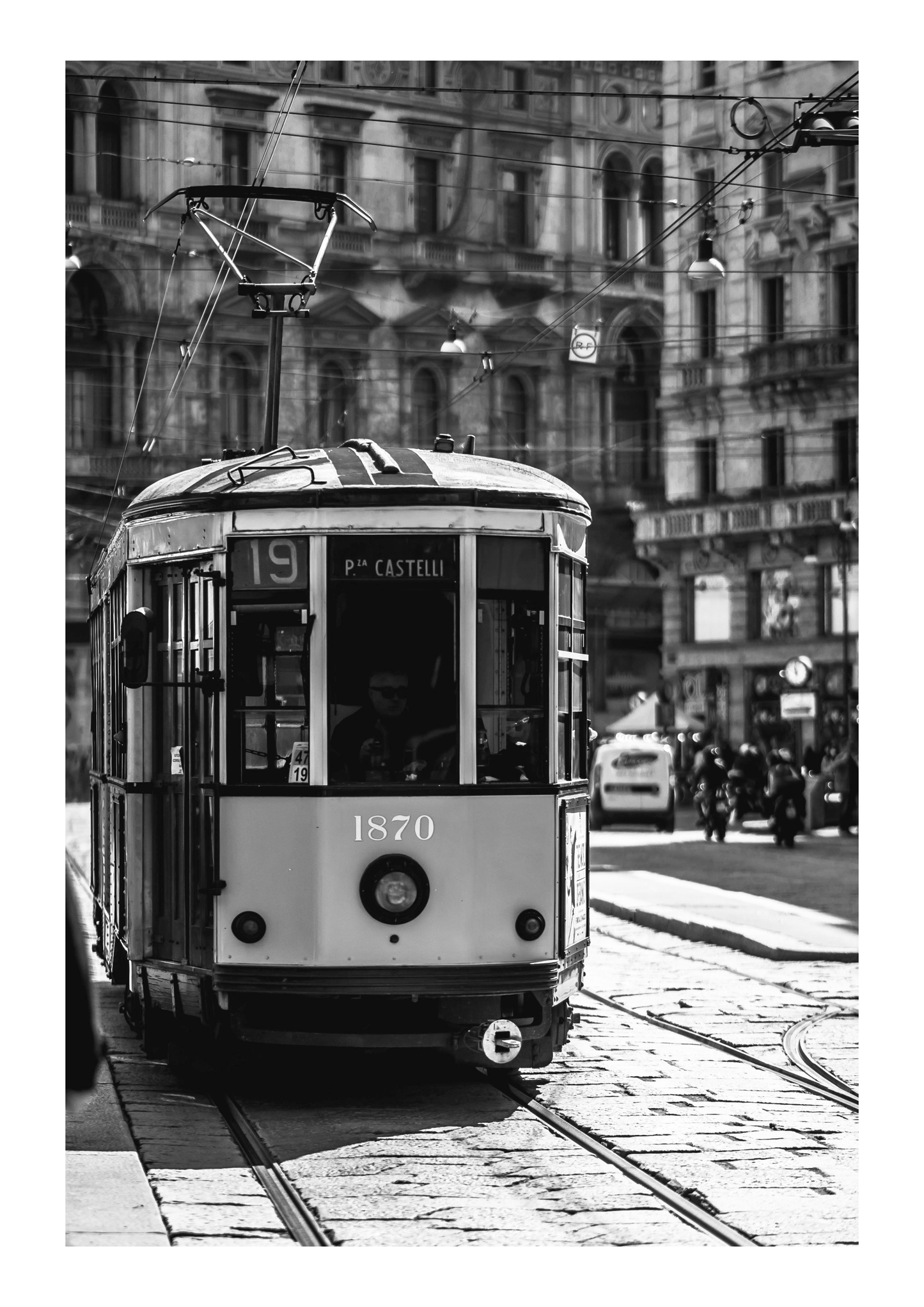 Set of 3 Milan black and white posters