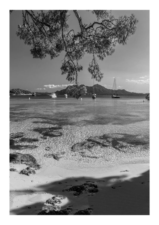 Set of 3 Majorca black and white prints
