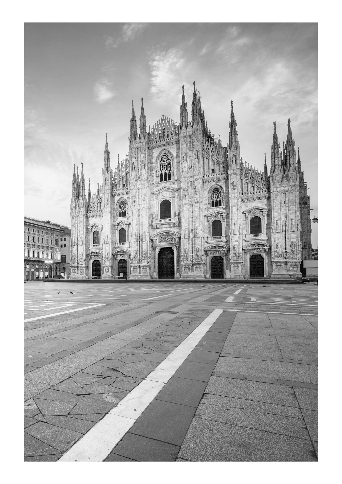 Set of 3 Milan black and white prints