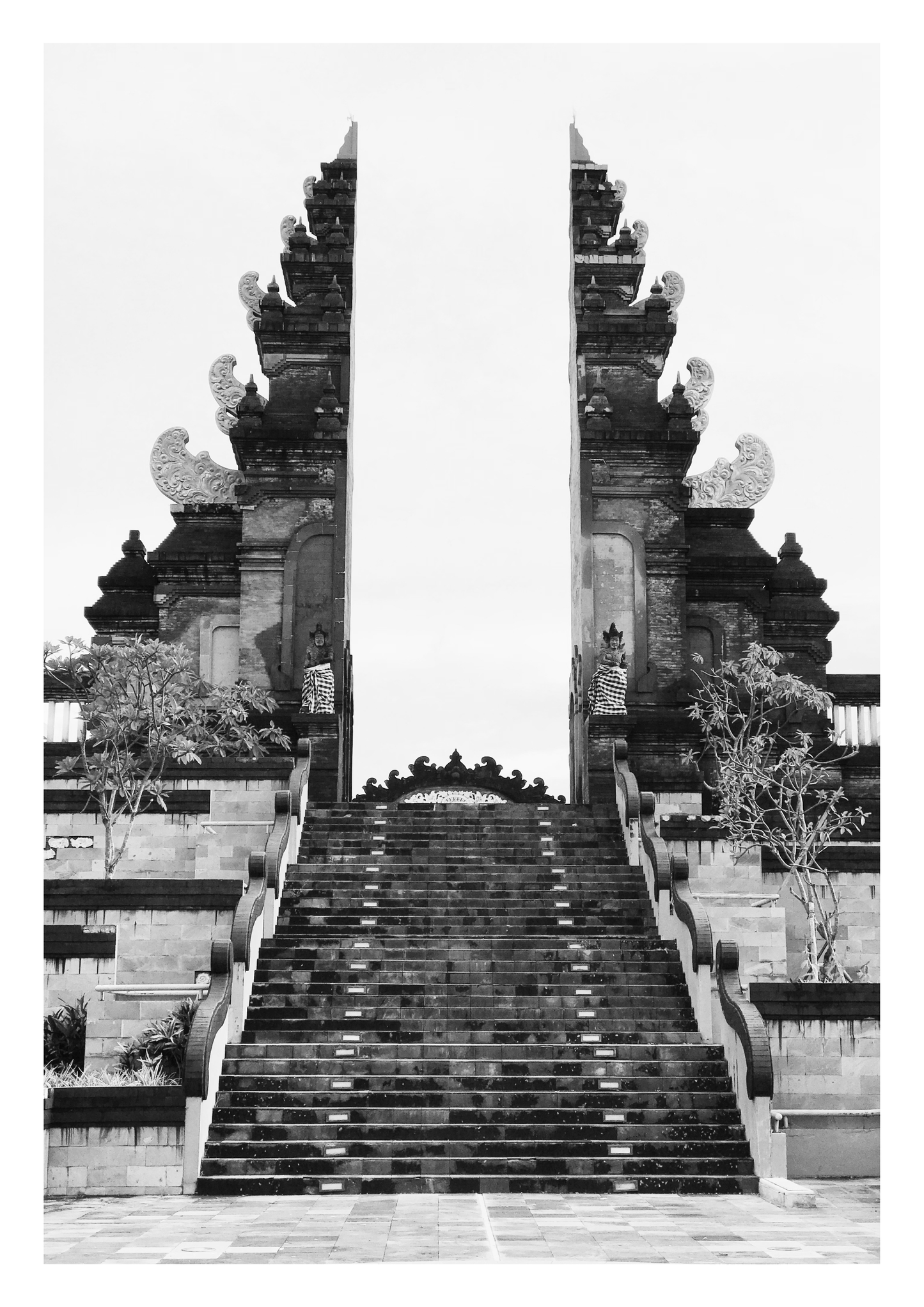 Set of 3 Bali black and white posters