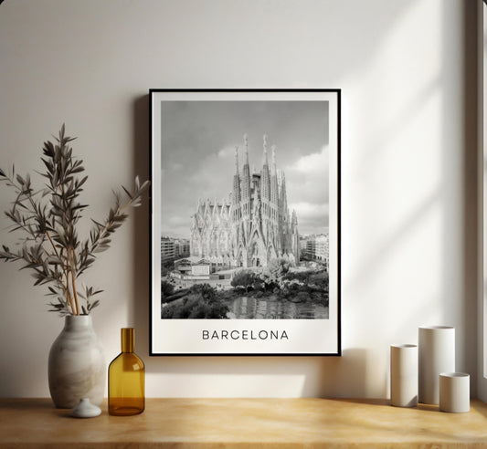 Barcelona black and white city print