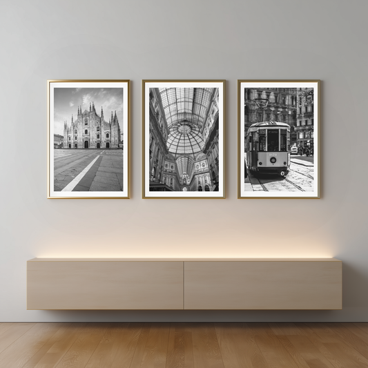 Set of 3 Milan black and white posters